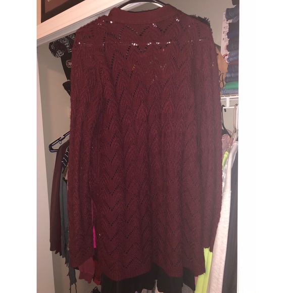 Burgundy Cardigan // Large - Picture 2 of 2